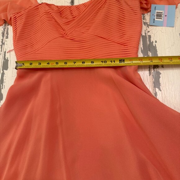 Suzi Chin Silk Dress, Flutter Sleeves Pleated Bodice, Size 6, Maggy Boutique - Picture 5 of 10